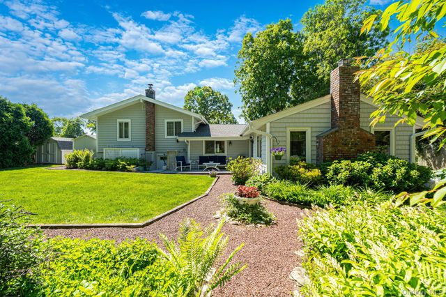 11 Beverly Lane, East Moriches, NY 11940