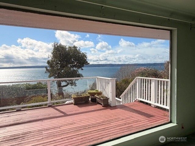 12249 Shorewood Drive SW, Burien, WA 98146