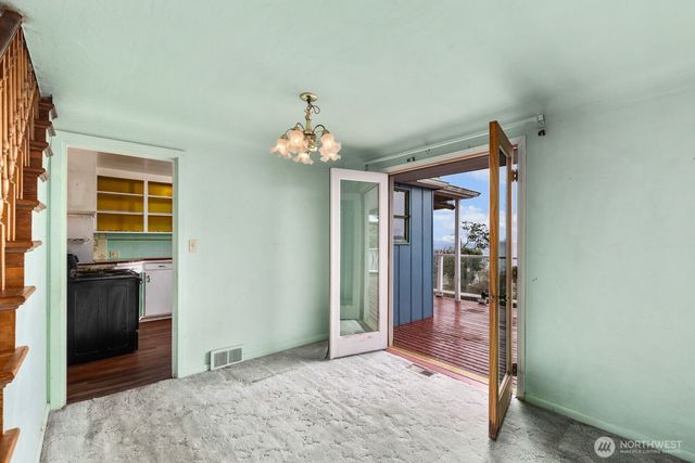 12249 Shorewood Drive SW, Burien, WA 98146