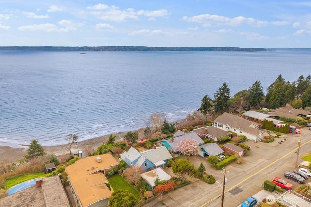 12249 Shorewood Drive SW, Burien, WA 98146