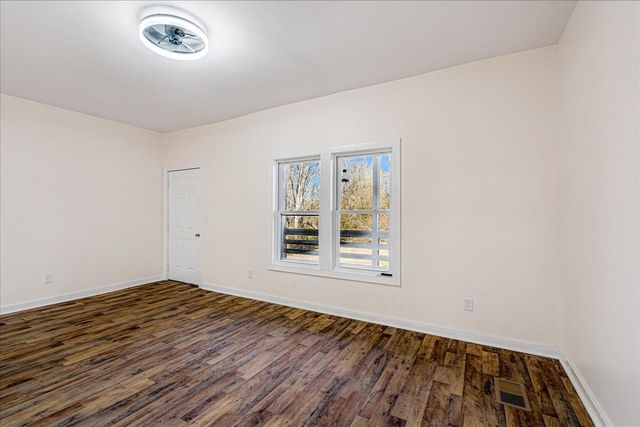 245 ECOLOGY LOOP, Unincorporated, TN 38028