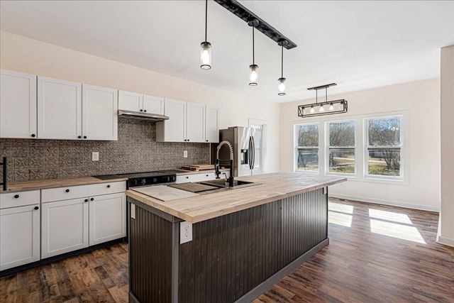 245 ECOLOGY LOOP, Unincorporated, TN 38028