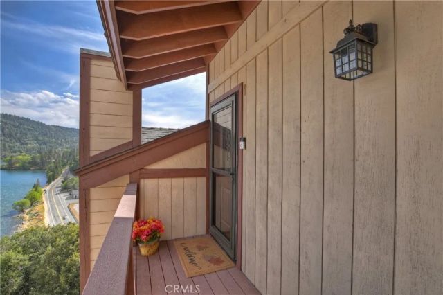 262 Delle Drive, Crestline, CA 92325