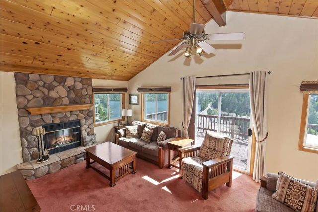 262 Delle Drive, Crestline, CA 92325