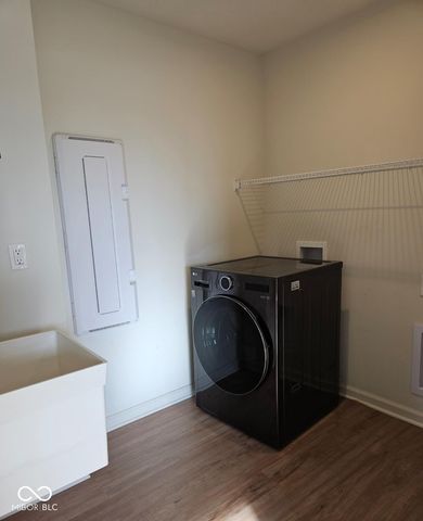 6918 Seattle Slew Drive, Whitestown, IN 46075