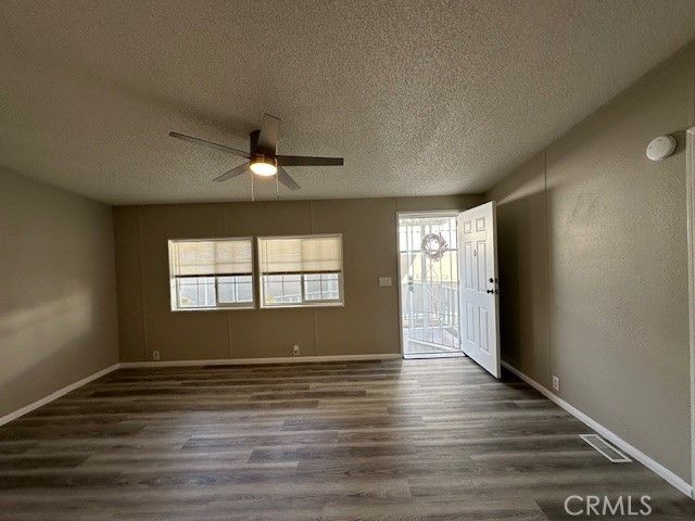 880 N. Lake Street 83, Hemet, CA 92544