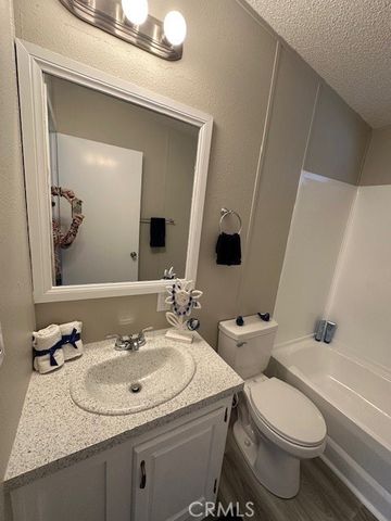 880 N. Lake Street 83, Hemet, CA 92544