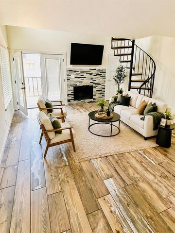 11540 N May Unit 207E Avenue 207E, Oklahoma City, OK 73120