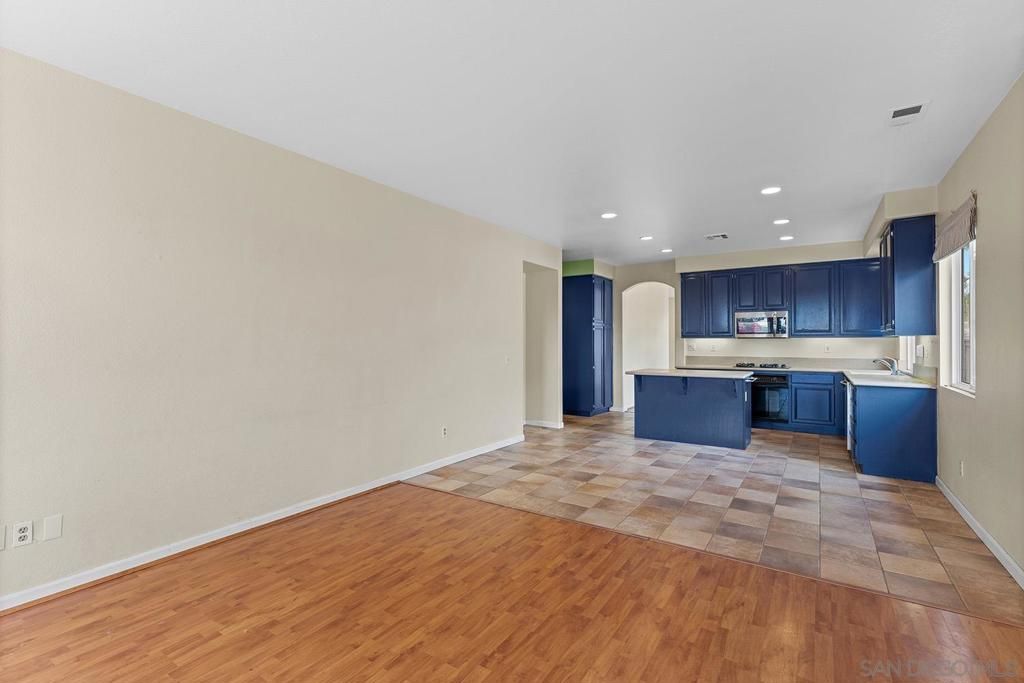 Image 13 of property listing at 1464 Owen Drive, Chula Vista, CA 91911