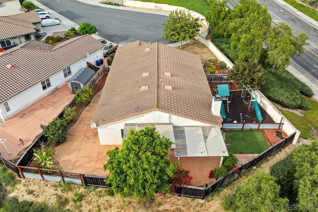 Image 3 of property listing at 1464 Owen Drive, Chula Vista, CA 91911