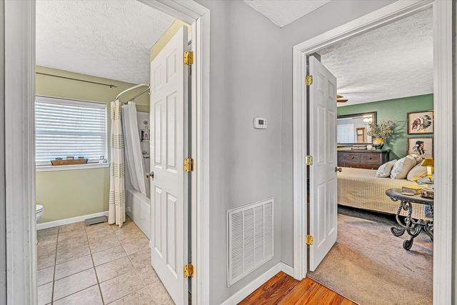 1620 Ayers RD, Moneta, VA 24121