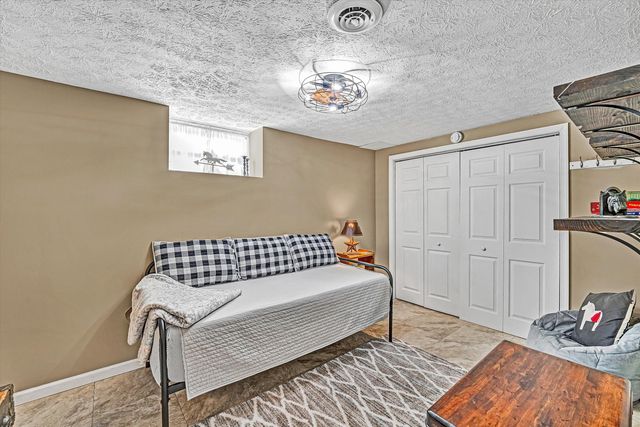 1620 Ayers RD, Moneta, VA 24121