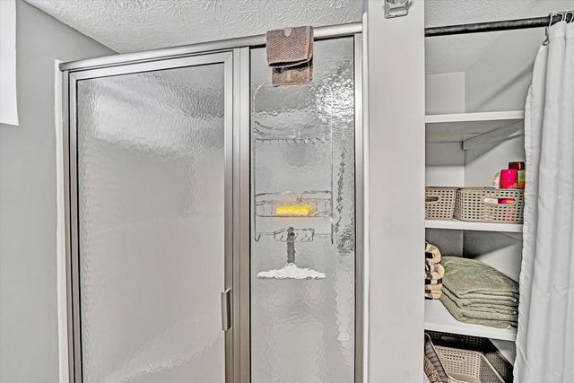 1620 Ayers RD, Moneta, VA 24121