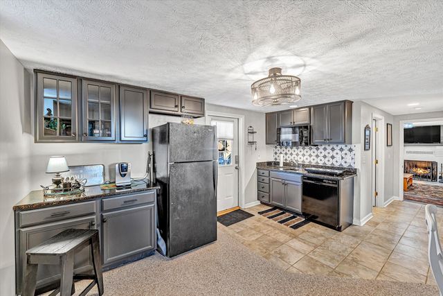 1620 Ayers RD, Moneta, VA 24121