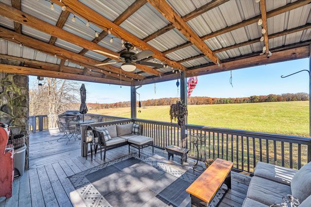 1620 Ayers RD, Moneta, VA 24121