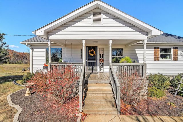 1620 Ayers RD, Moneta, VA 24121