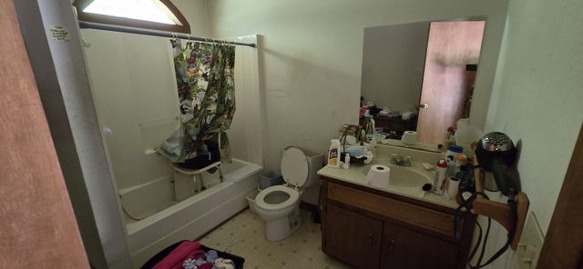 5387 Highway 230, W, Mc Ewen, TN 37101