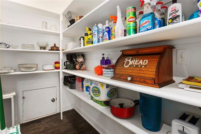 106 E Woodland Avenue, Lone Jack, MO 64070