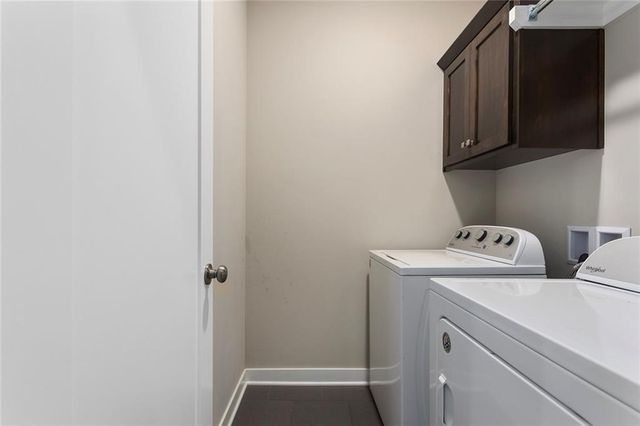 106 E Woodland Avenue, Lone Jack, MO 64070