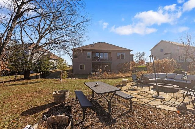 106 E Woodland Avenue, Lone Jack, MO 64070