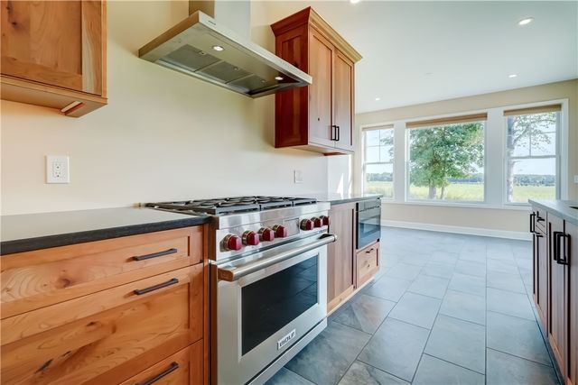 45 Armetale Luster, Penfield, NY 14580