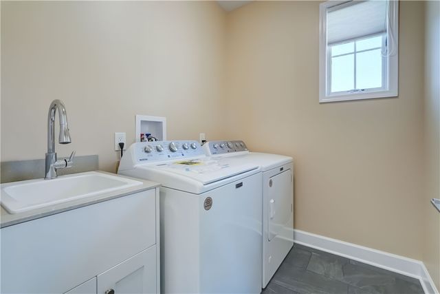 45 Armetale Luster, Penfield, NY 14580