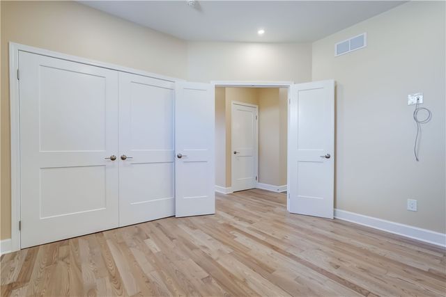 45 Armetale Luster, Penfield, NY 14580