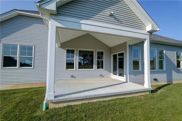 45 Armetale Luster, Penfield, NY 14580