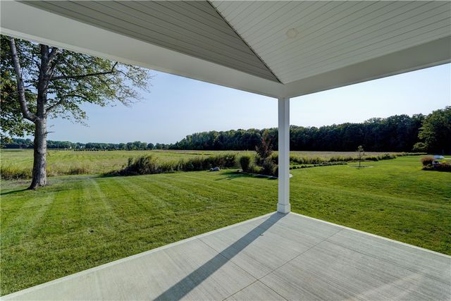 45 Armetale Luster, Penfield, NY 14580