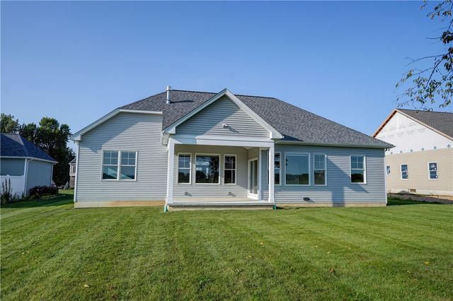 45 Armetale Luster, Penfield, NY 14580