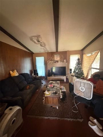 1306 Aldenwood Drive, Dallas, TX 75232