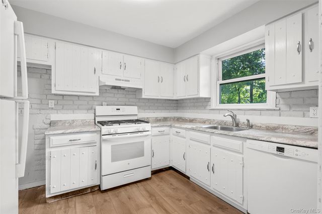 907 Palmer Avenue C2, Mamaroneck, NY 10543