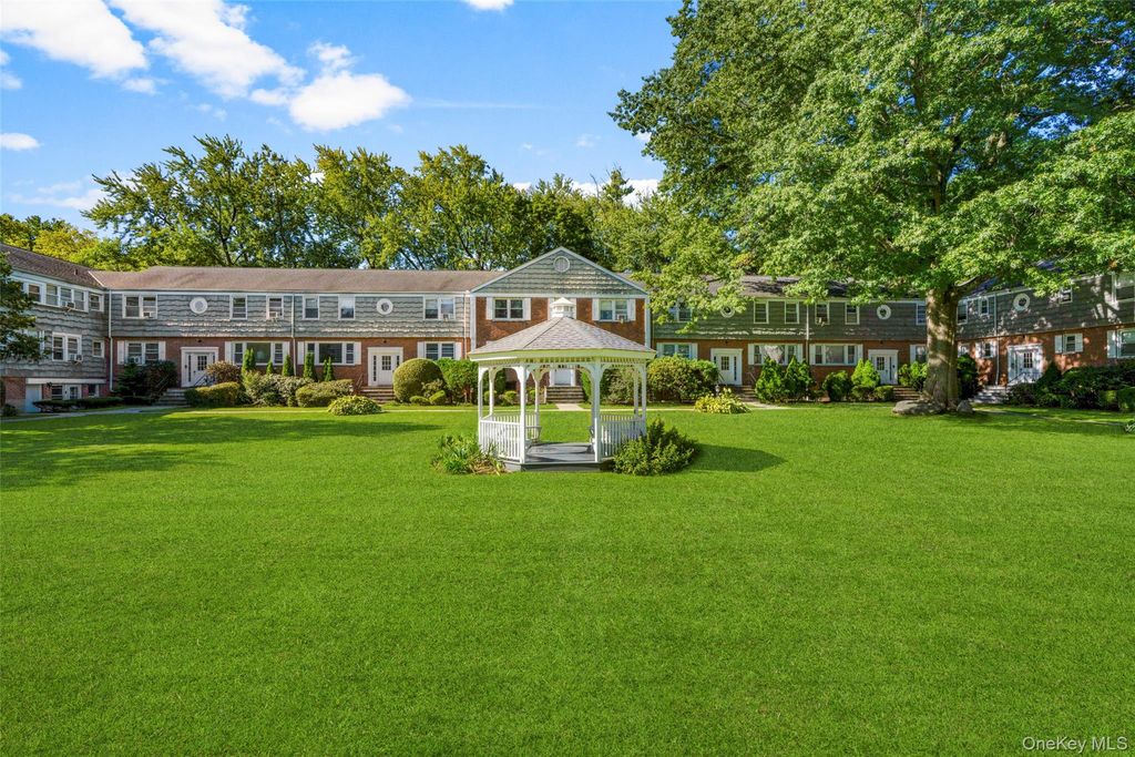 907 Palmer Avenue C2, Mamaroneck, NY 10543