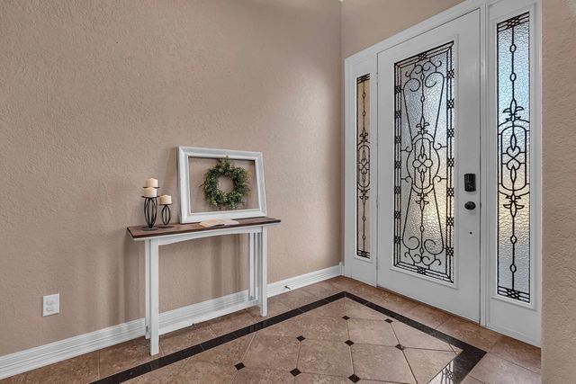 265 Towering Oaks Lane, Longview, TX 75602