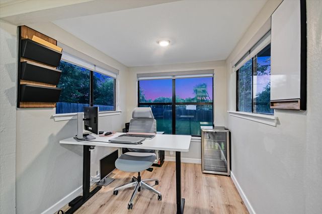 1006 Hollybluff ST, Austin, TX 78753