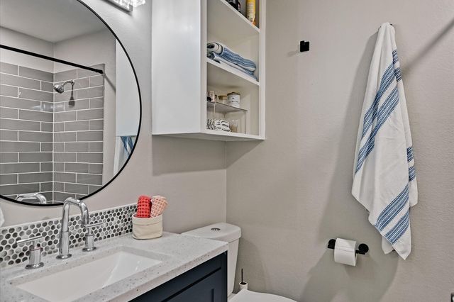 1006 Hollybluff ST, Austin, TX 78753