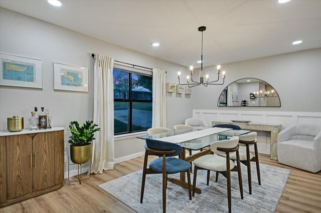 1006 Hollybluff ST, Austin, TX 78753
