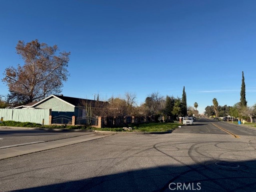 24595 4th, San Bernardino, CA 92410