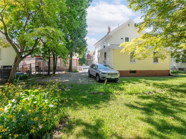 37 Trenton Street, Pawtucket, RI 02860