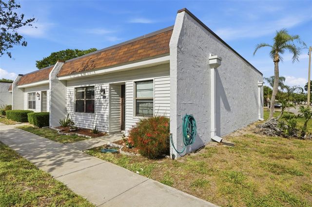 9023 MISSION OAKS BOULEVARD F, Seminole, FL 33776