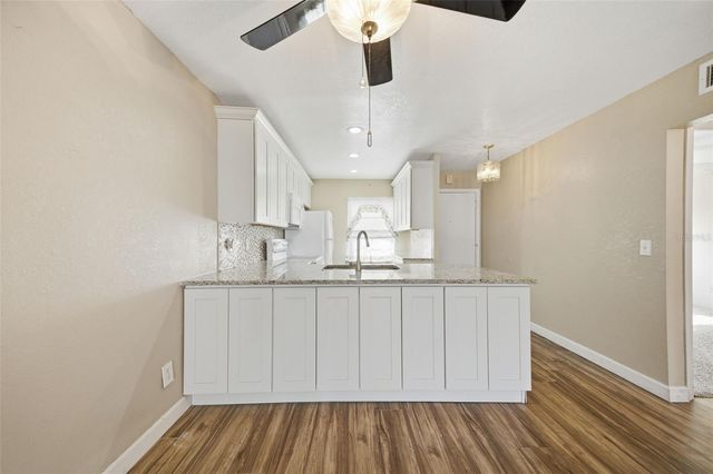 9023 MISSION OAKS BOULEVARD F, Seminole, FL 33776