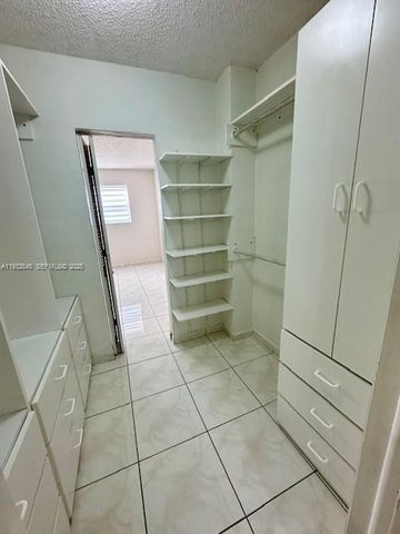 3640 NW 9th St 406, Miami, FL 33125