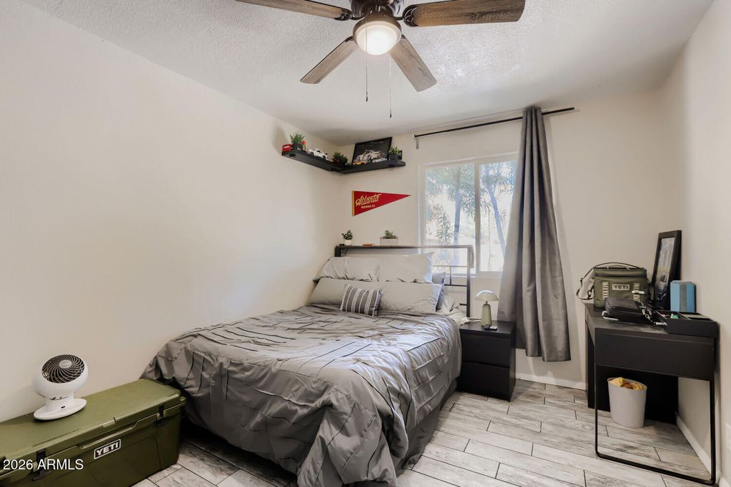 Image 14 of property listing at 95 W SAN REMO Street, Gilbert, AZ 85233