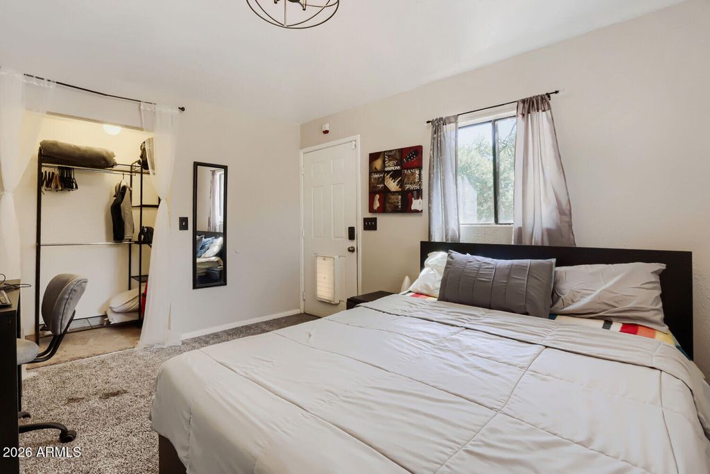 Image 22 of property listing at 95 W SAN REMO Street, Gilbert, AZ 85233