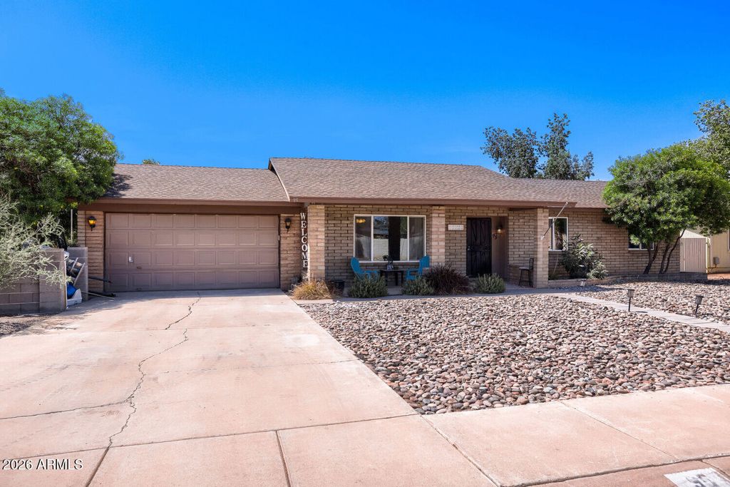 Image 24 of property listing at 95 W SAN REMO Street, Gilbert, AZ 85233