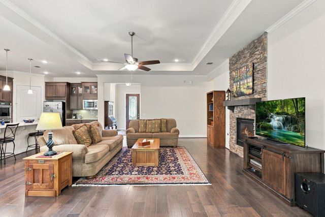 236 Appaloosa Court, The Woodlands, TX 77382