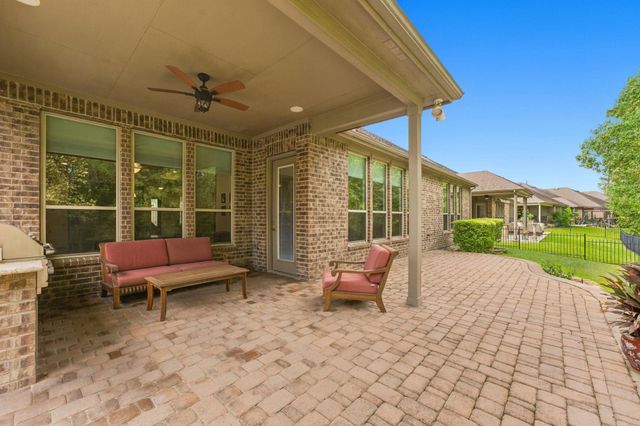 236 Appaloosa Court, The Woodlands, TX 77382