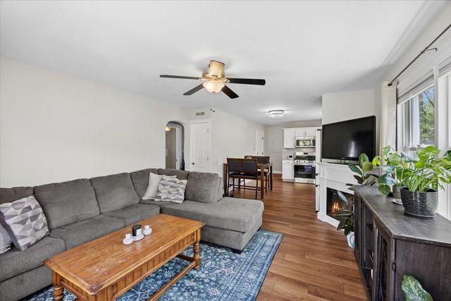21955 Millard Avenue, Richton Park, IL 60471