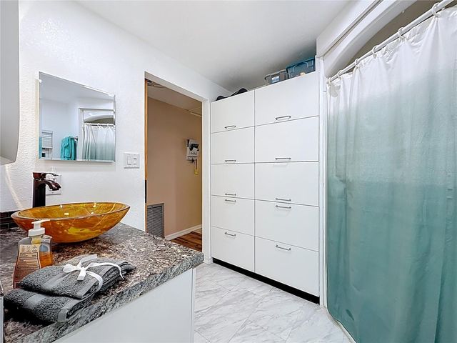 32 WILLIAM PENN WAY 1, Palm Harbor, FL 34684