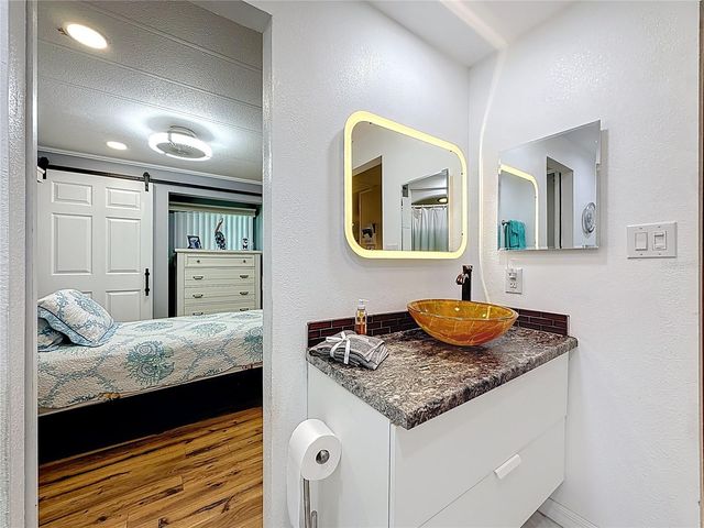 32 WILLIAM PENN WAY 1, Palm Harbor, FL 34684